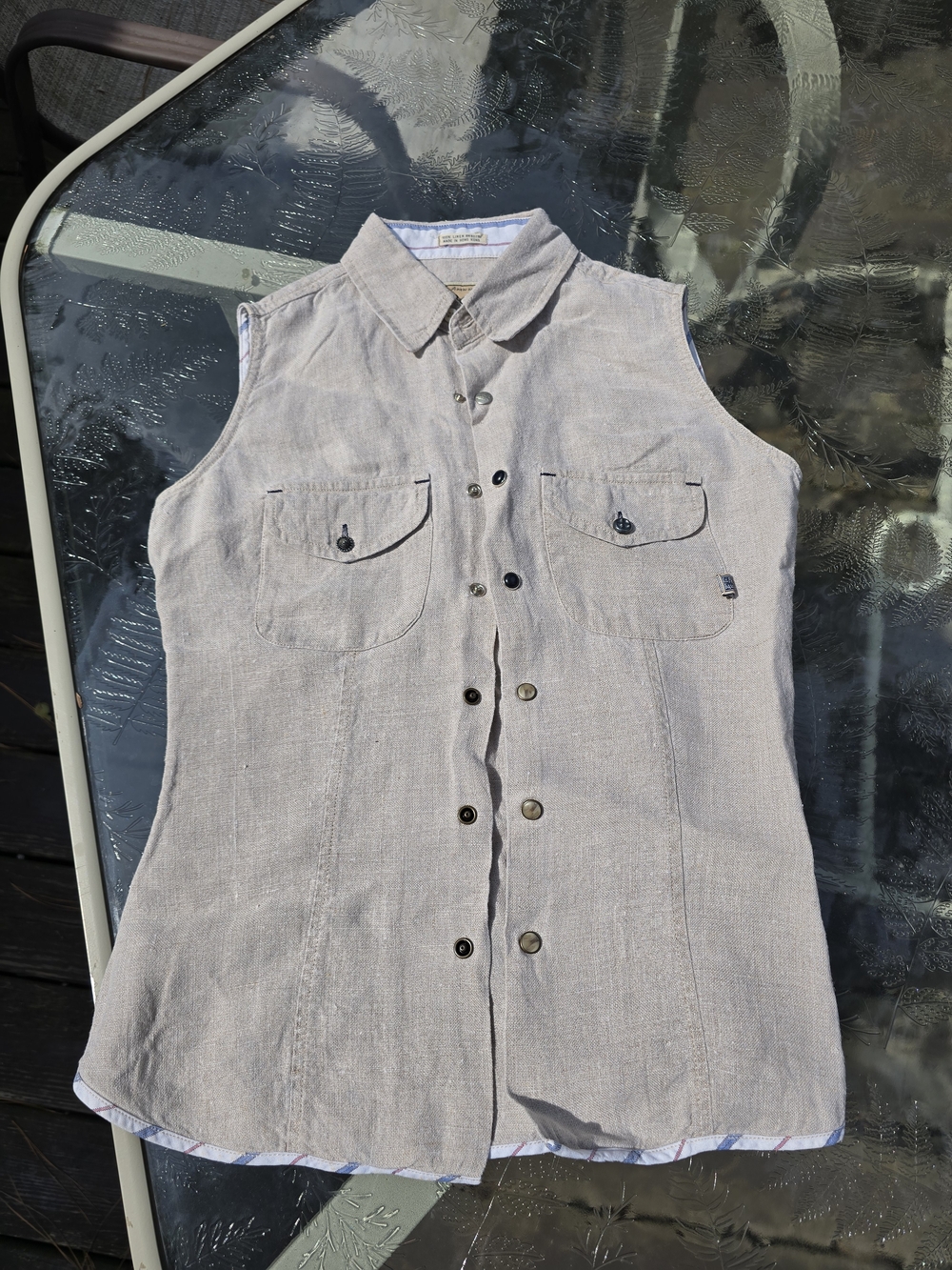 Sleeveless Button-Front 100% Linen Shirt